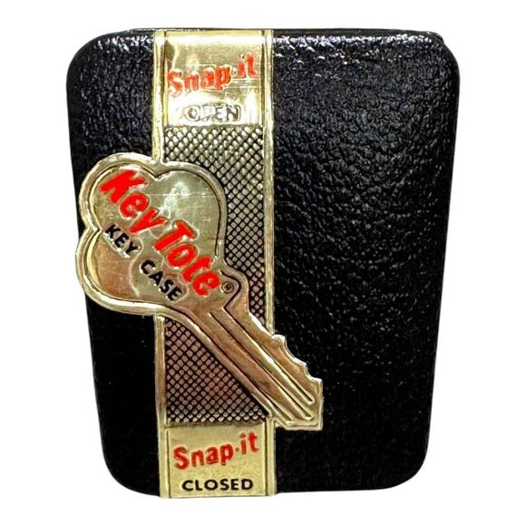 Vintage Snap-It Key Tote Key Case Black & Gold Leather With Red Interior Holder - Picture 2 of 6